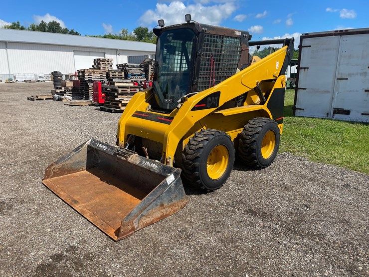 2003-caterpillar-262-image-1