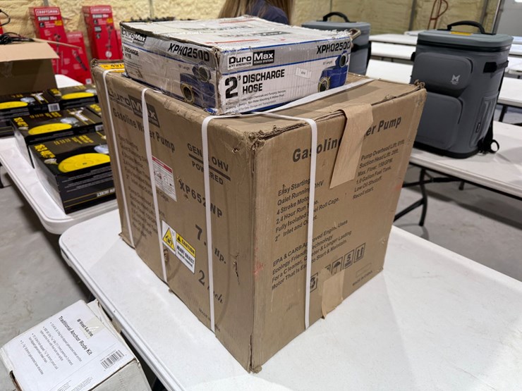 #49798-•-unused-duro-max-2"-7hp-gasoline-water-pump-image-2