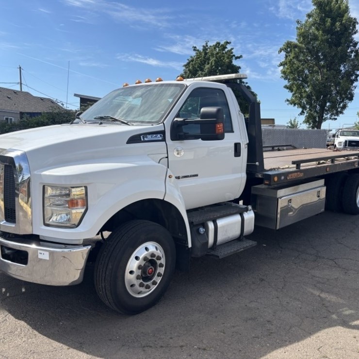 2016 FORD F650 SD