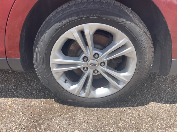 #2857-•-2014-ford-taurus-sel-(has-wi-title)-image-15
