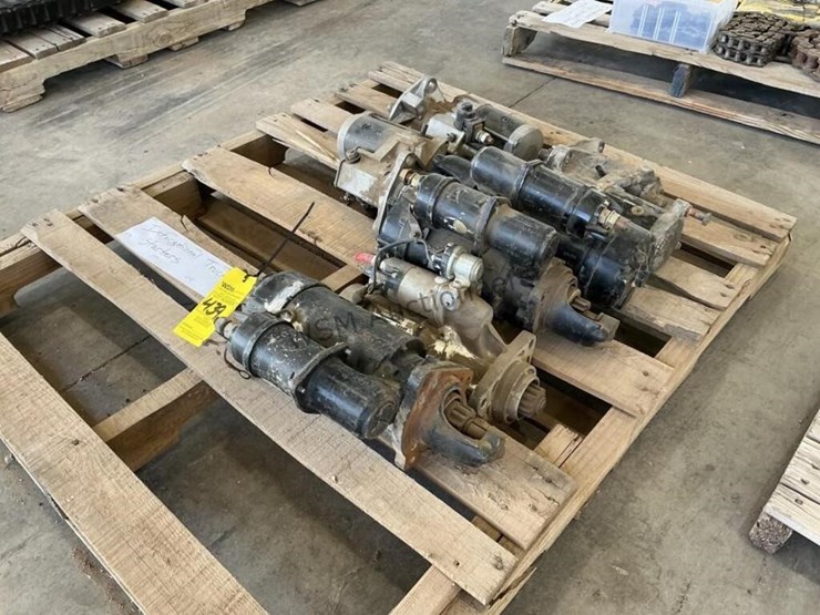 pallet-of-international-truck-starters-image-2