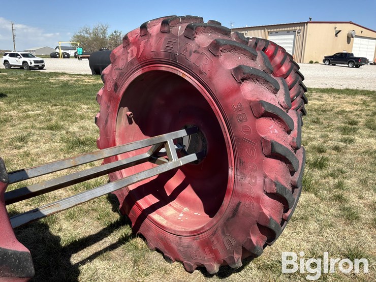 miller-sprayer-wheels-&-380/90r46-tires-image-16