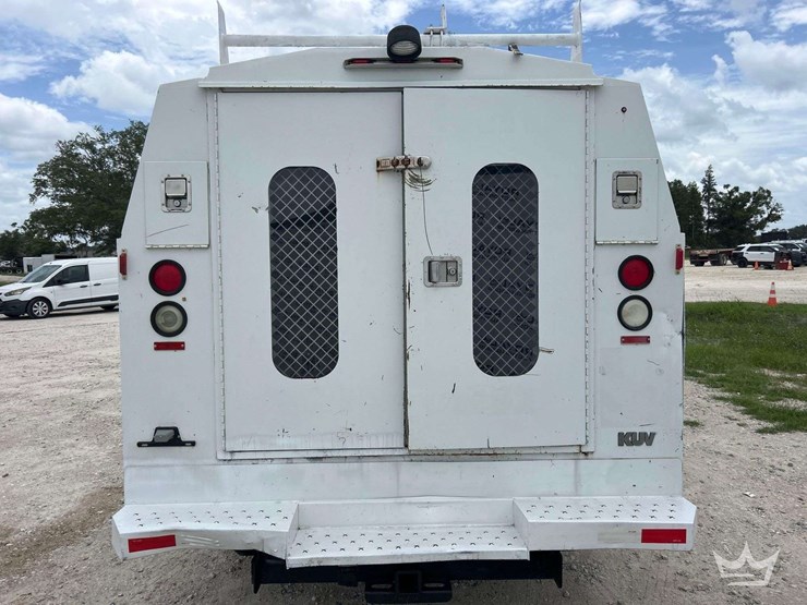 2006-chevrolet-express-knapheide-kuv-enclosed-service-van-image-27