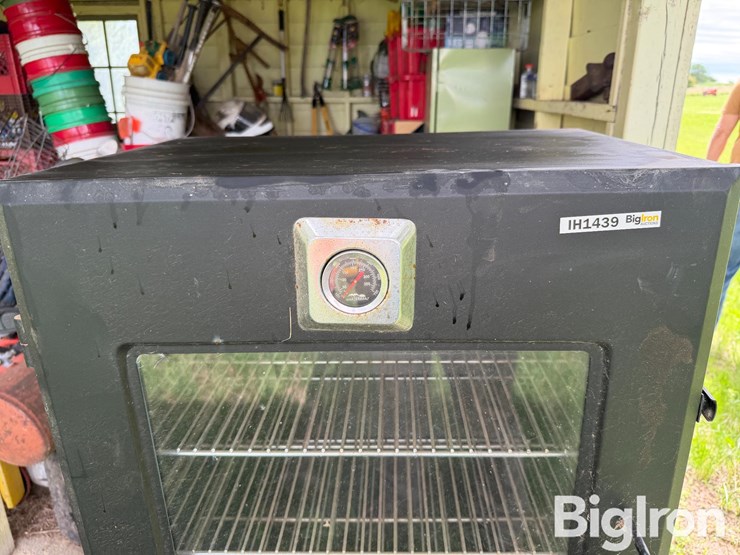 master-built-smoker-image-11