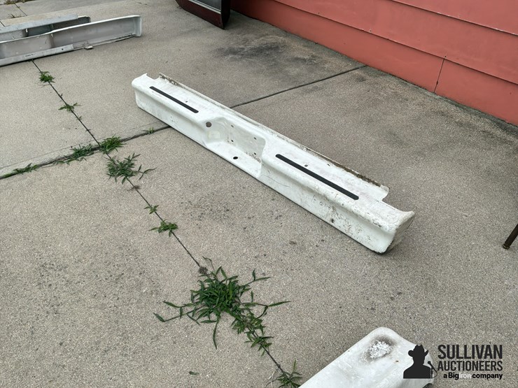 ford-rear-steel-bumper-image-1