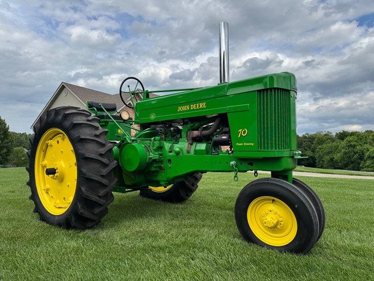 john-deere-70-image-9