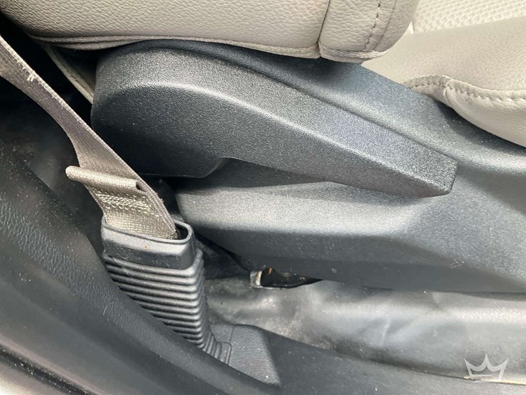 2017-ford-f150-image-19