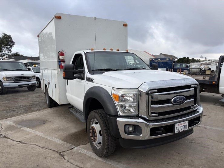 2012-ford-f550-image-2