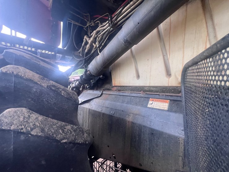 case-ih-8010-image-56