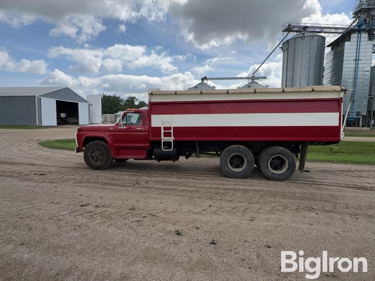 1974-ford-f750-image-8