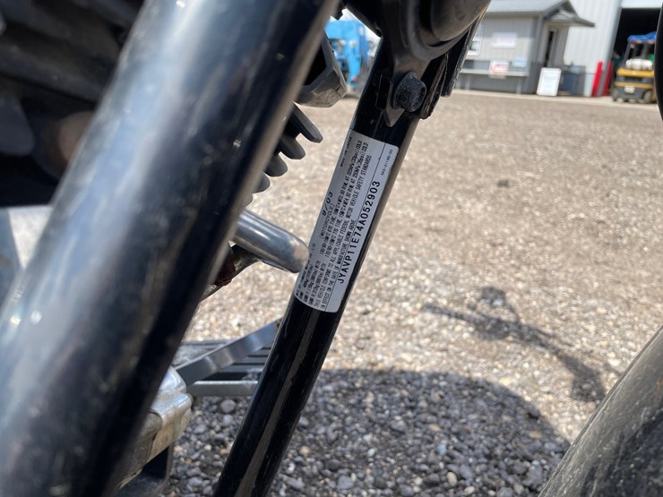 #2903-•-2004-yamaha-vstar-1100-motorcycle-(has-wi-title)-image-16