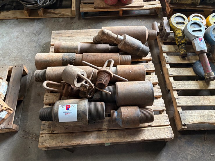 (3-pallets-of-assorted-x-over-subs,-valve-seats,-&-pressure-gauges-image-3