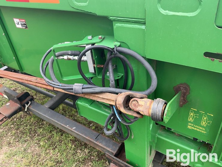 2013-john-deere-608c-image-9