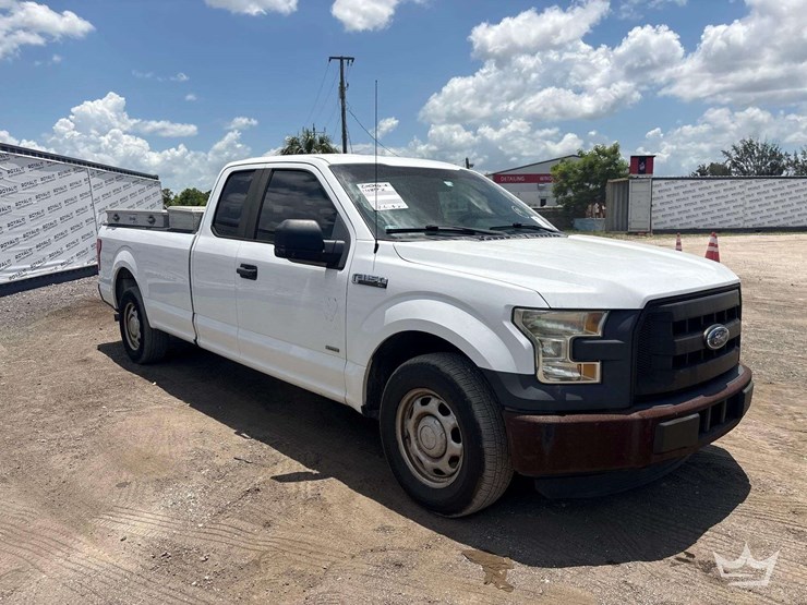 2016-ford-f150-image-2