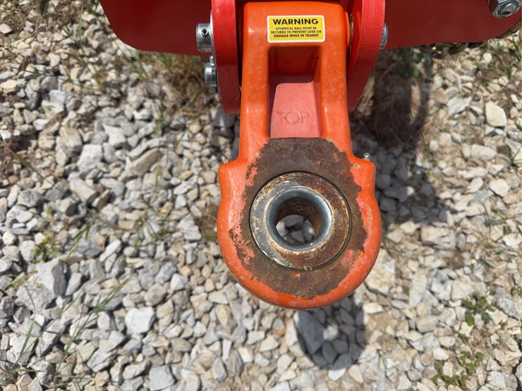 kuhn-krause-8215-19-image-15