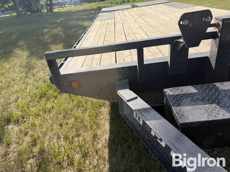 2024-pj-flatbed-image-9