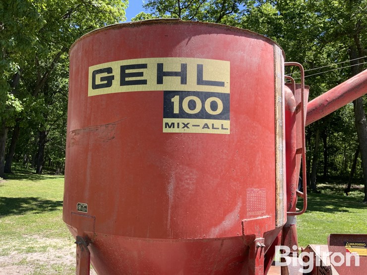 gehl-100-image-17