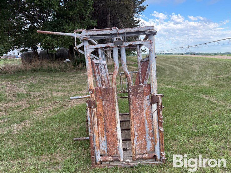 manual-livestock-chute-image-7