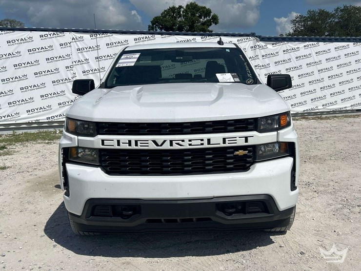 2022-chevrolet-silverado-1500-image-27