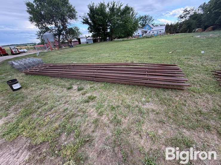 24'-6-bar-continuous-fence-image-8