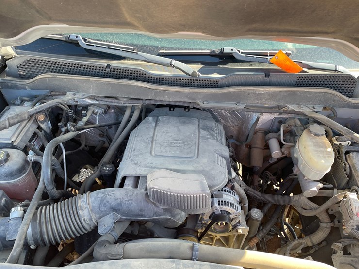 2015-chevrolet-2500-image-42