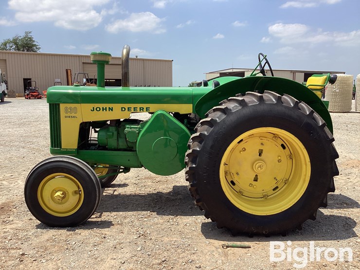 1959-john-deere-830-image-8