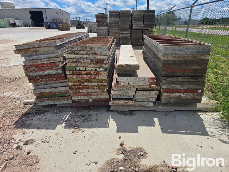 8'-concrete-wall-forms-image-8