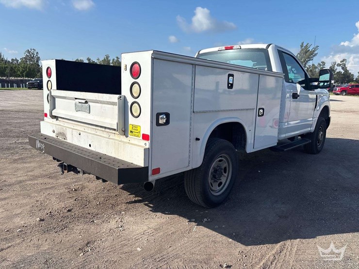 2019-ford-f250-image-3