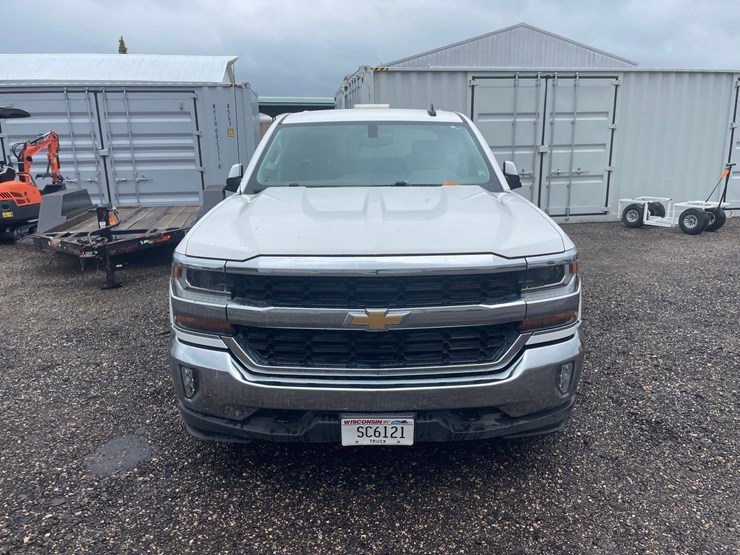 2018-chevrolet-silverado-1500-image-2