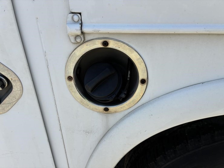 2008-ford-f250-xl-image-6