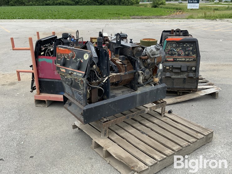 massey-ferguson-730-image-2