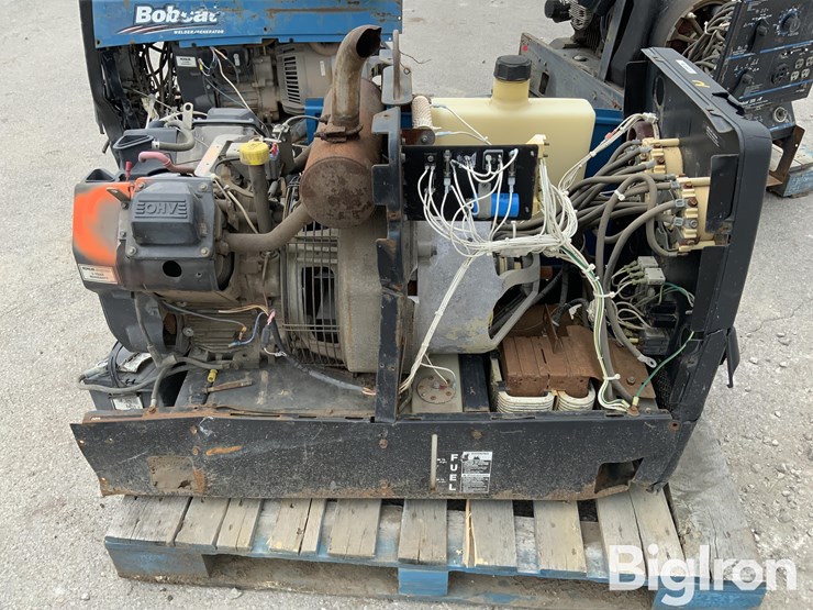 massey-ferguson-730-image-12