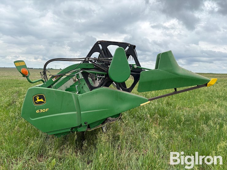 2011-john-deere-630f-image-4