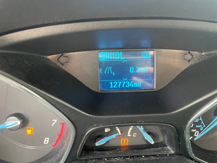 #2797-•-2012-ford-focus-se-sedan-image-35