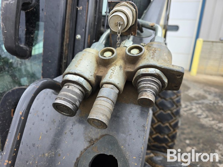 2018-new-holland-l228-image-11