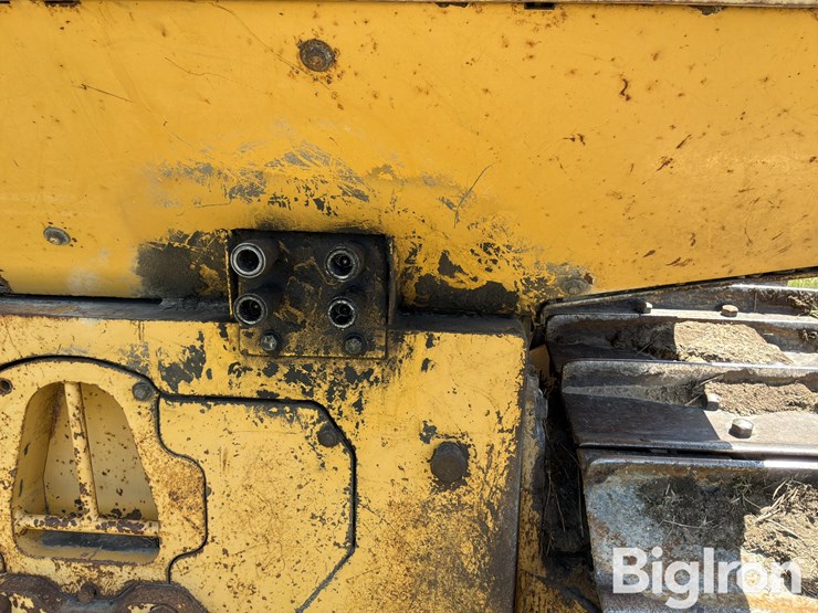 1998-deere-850c-image-19