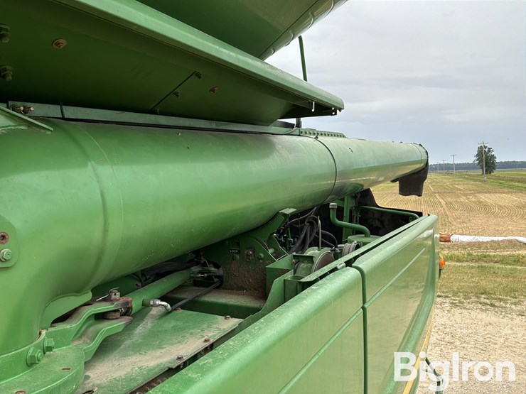 2010-john-deere-9770-sts-image-14