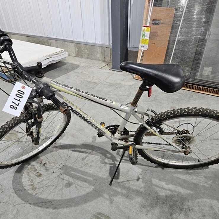 #178 • Roadmaster Granite Peak Mountain Bike