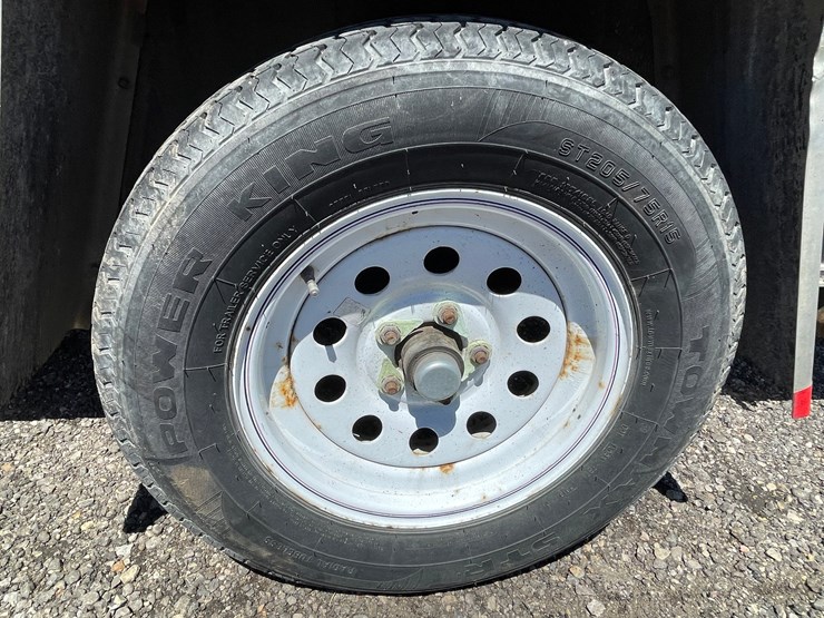 #2863-•-2004-haulmark-single-axle-enclosed-trailer-(has-wi-title)-image-14