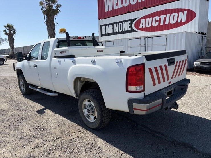 2012-gmc-sierra-2500-image-4