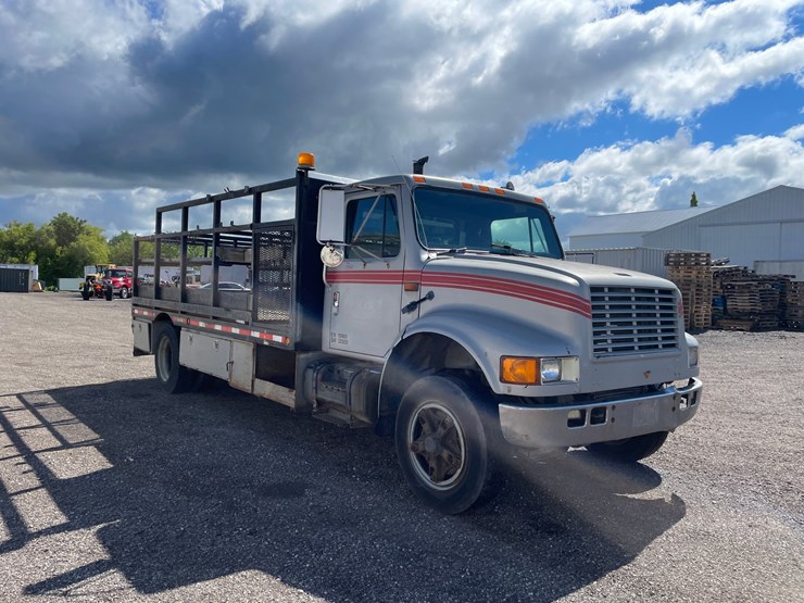 1990-international-durastar-4400-image-3