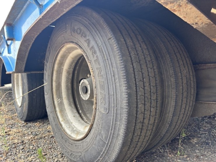 2000-trail-eze-dht7048-t/a-hydraulic-tail-trailer-image-10