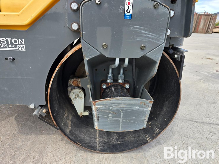 2015-wacker-neuson-rd12-image-13