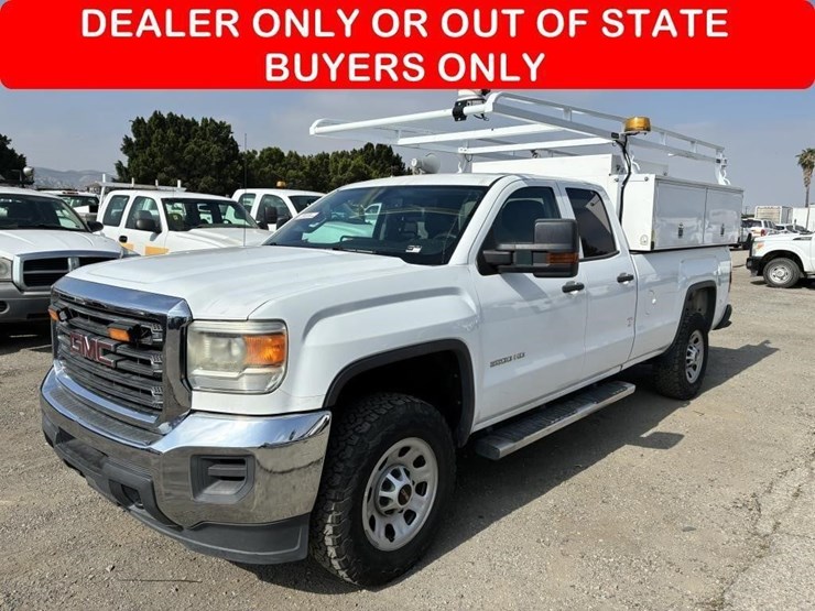 2015-gmc-3500hd-image-1