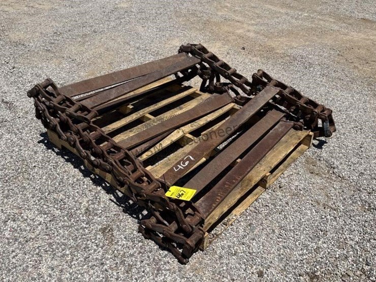 pallet-of-slate-bars-for-v-bottom-spreader-image-1