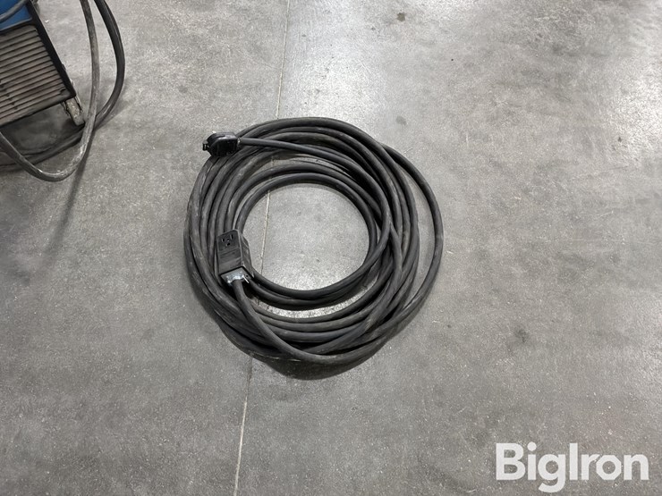 miller-millermatic-251-wire-welder-image-19