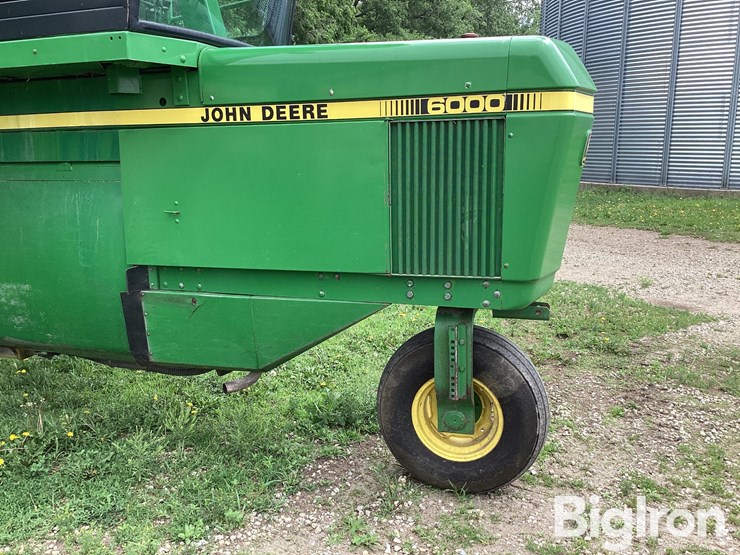1984-john-deere-6000-image-14