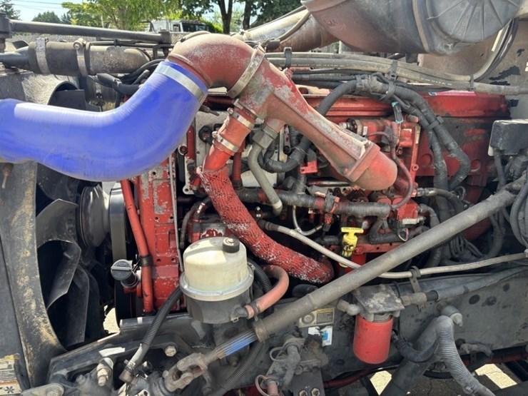 2007-peterbilt-386-image-22