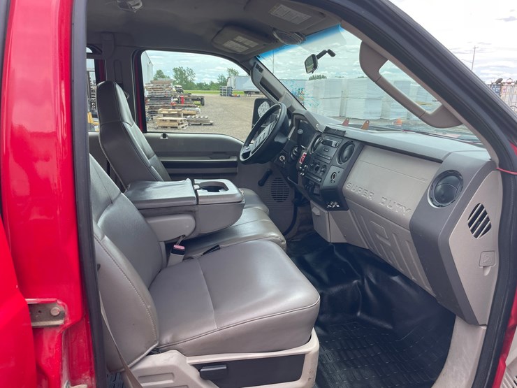 2008-ford-f250-xl-image-29