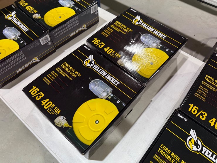 #49806-•-lot-of-(2)-unused-yellow-jacket-10amp-cord-reel-w/trouble-lights-image-2